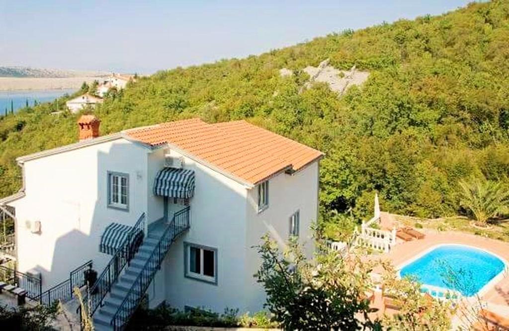 5 bedrooms villa at Jadranovo 100 m away from the beach with sea view private pool and enclosed garden photo 2