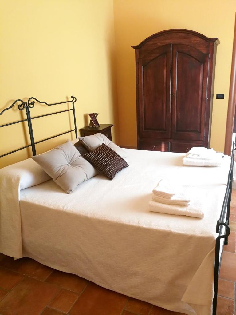 One bedroom apartement with sea view and furnished garden at Montallegro 2 km away from the beach photo 4