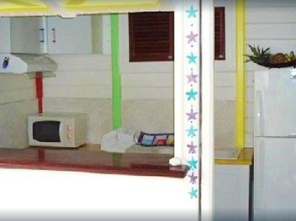 Maison de 3 chambres avec jardin clos et wifi a saint anne photo 3