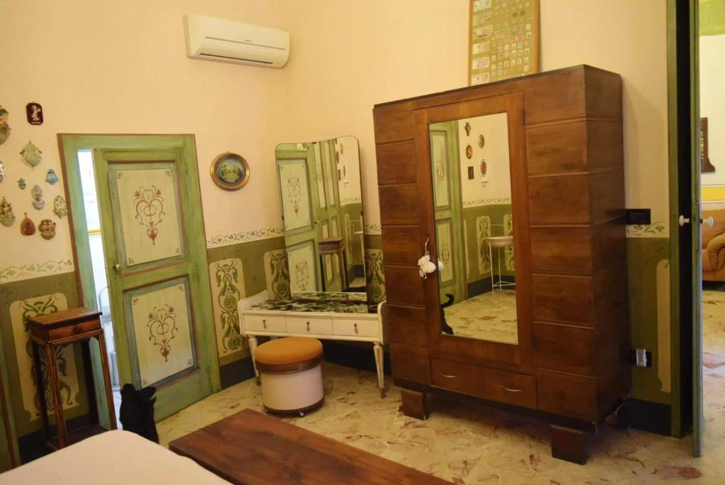 2 bedrooms house with city view enclosed garden and wifi at Muro Leccese photo 1