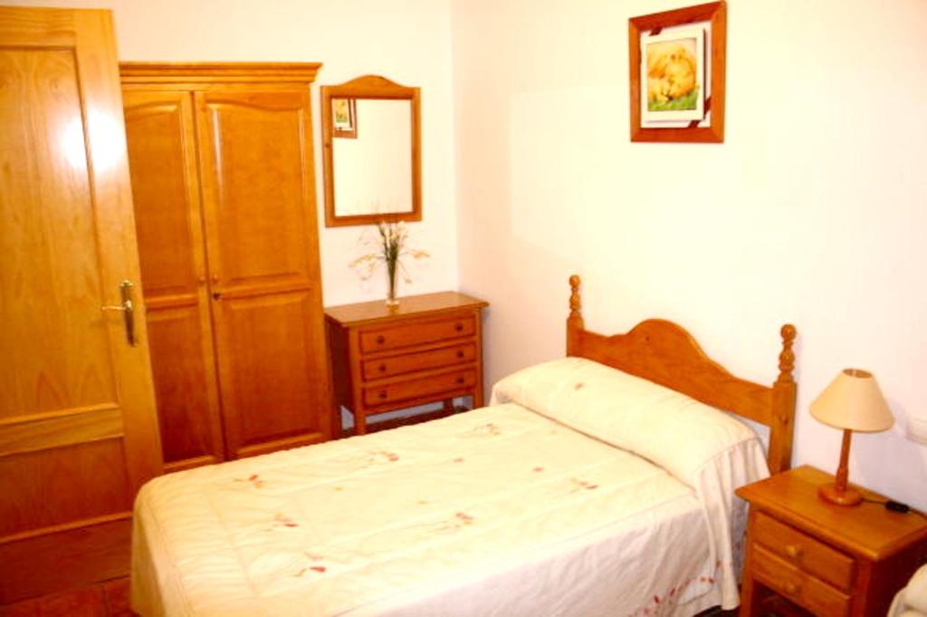 3 bedrooms appartement with shared pool and enclosed garden at La Iruela photo 1