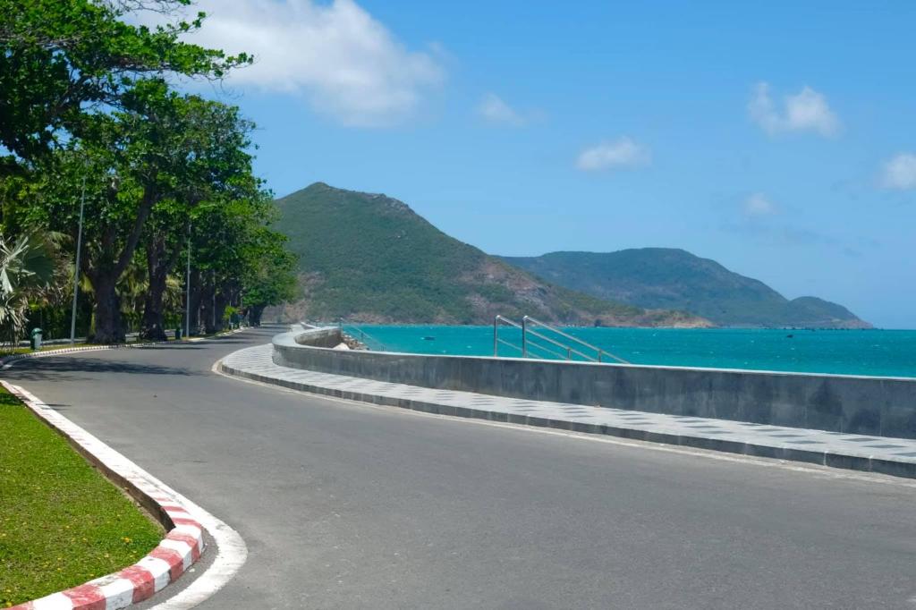 Khách sạn Côn Sơn island