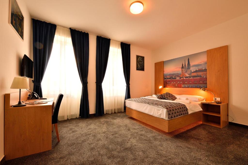 Hotel Orient Zagreb photo 3