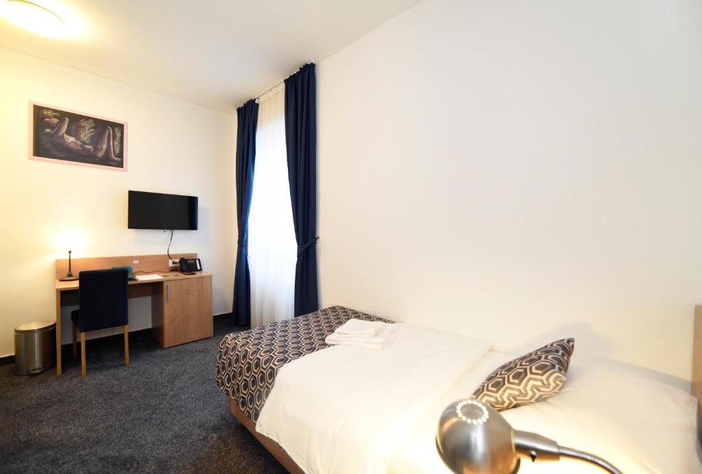 Hotel Orient Zagreb photo 1