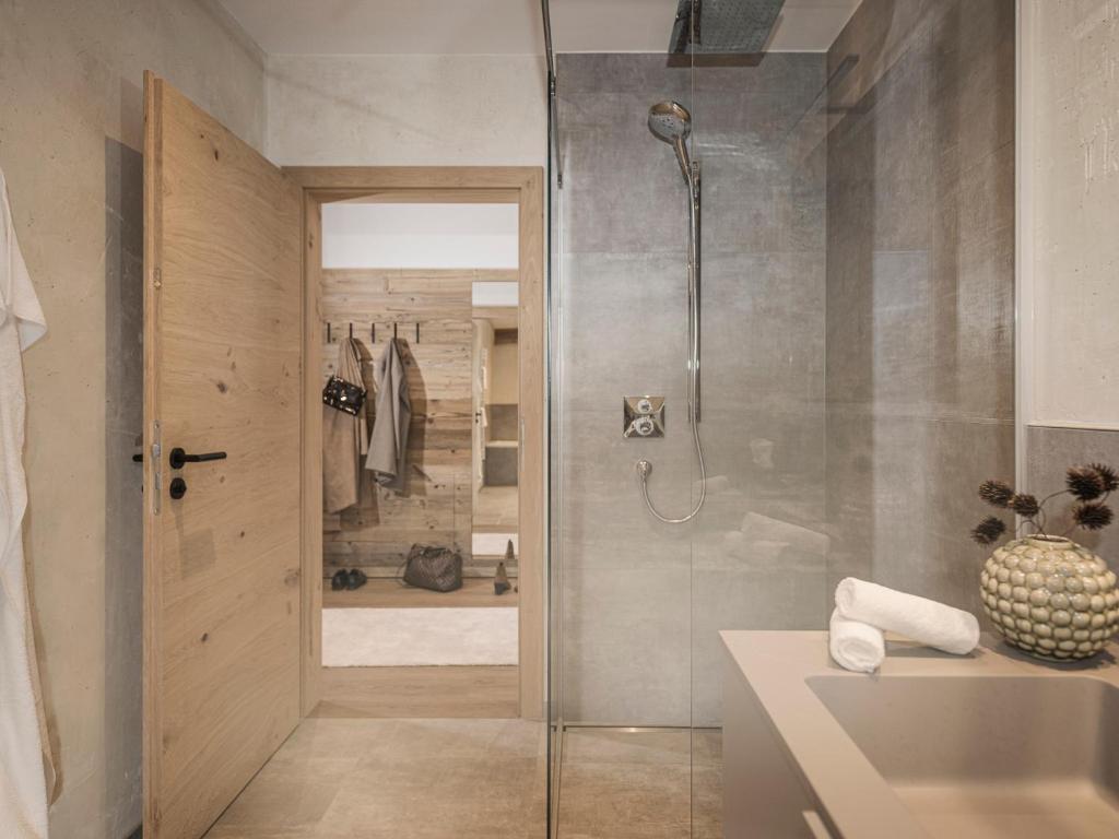 LENZup Apartments photo 2