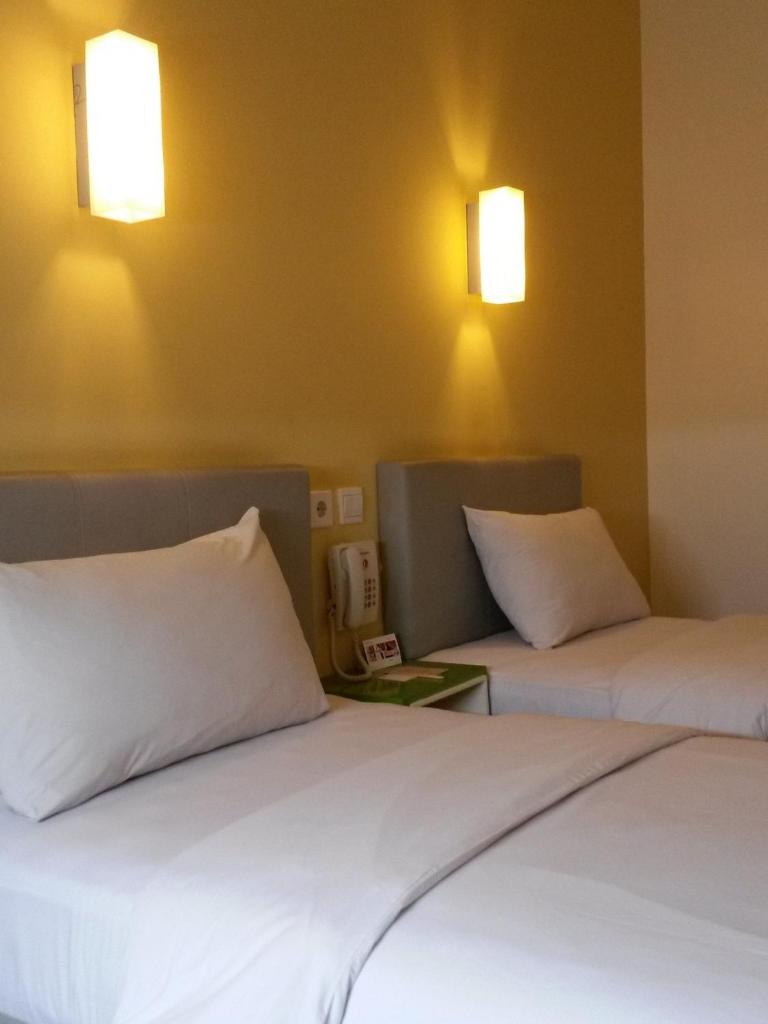 Двухместный (Двухместный номер «Смарт» с 2 отдельными кроватями), Amaris Hotel Panglima Polim 2