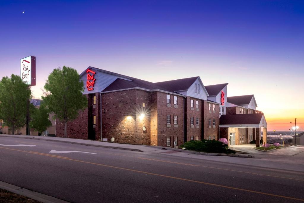 Red Roof Inn St. Robert - Leonard Wood photo 1