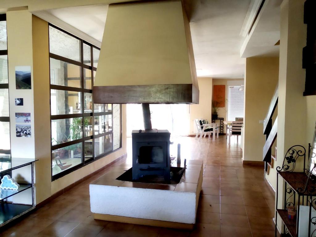 2 bedrooms house with enclosed garden at San Cristobal de Aliste photo 2