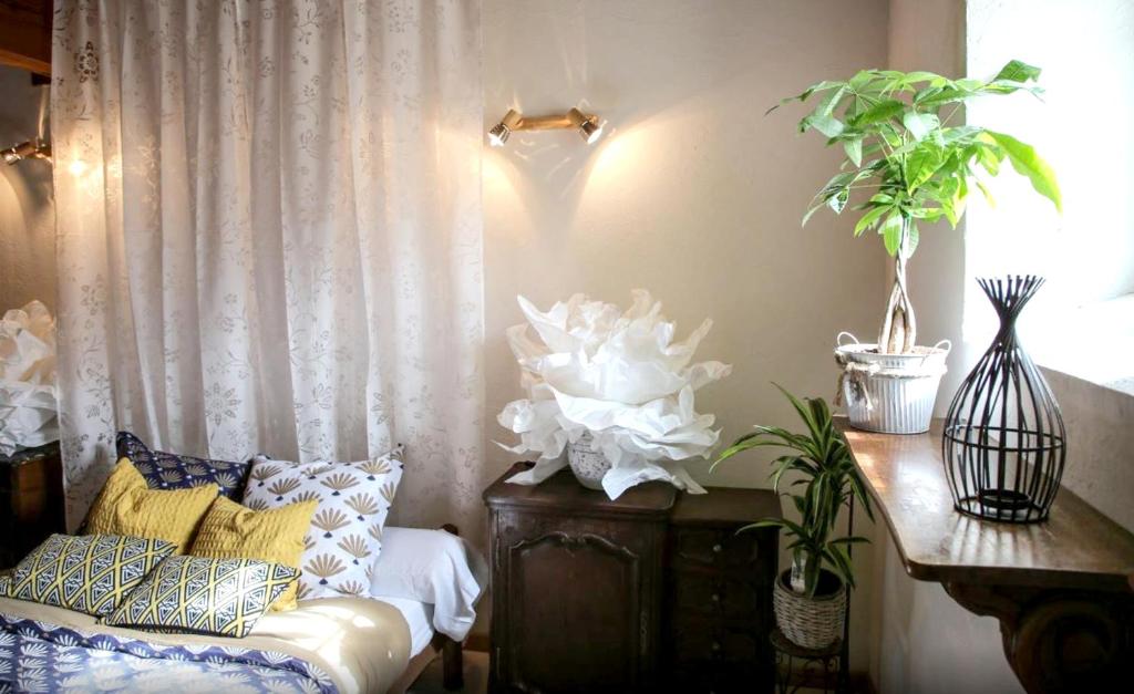 Maison de 4 chambres avec piscine partagee jacuzzi et jardin amenage a Saint Front de Pradoux photo 1