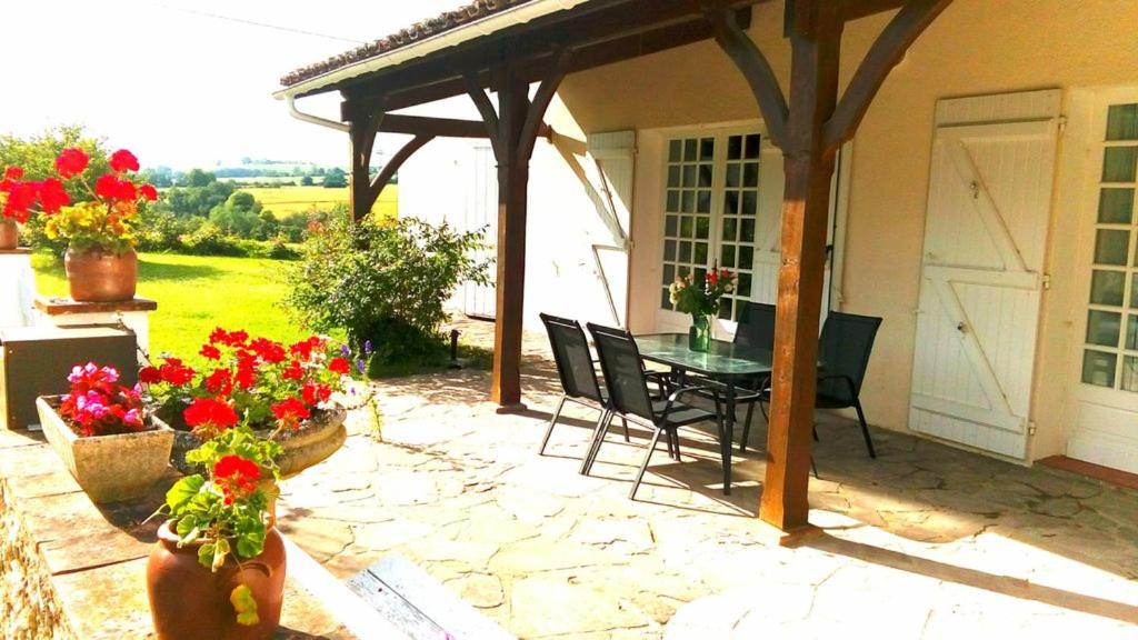 Maison de 2 chambres avec jardin amenage et wifi a Lannes photo 4