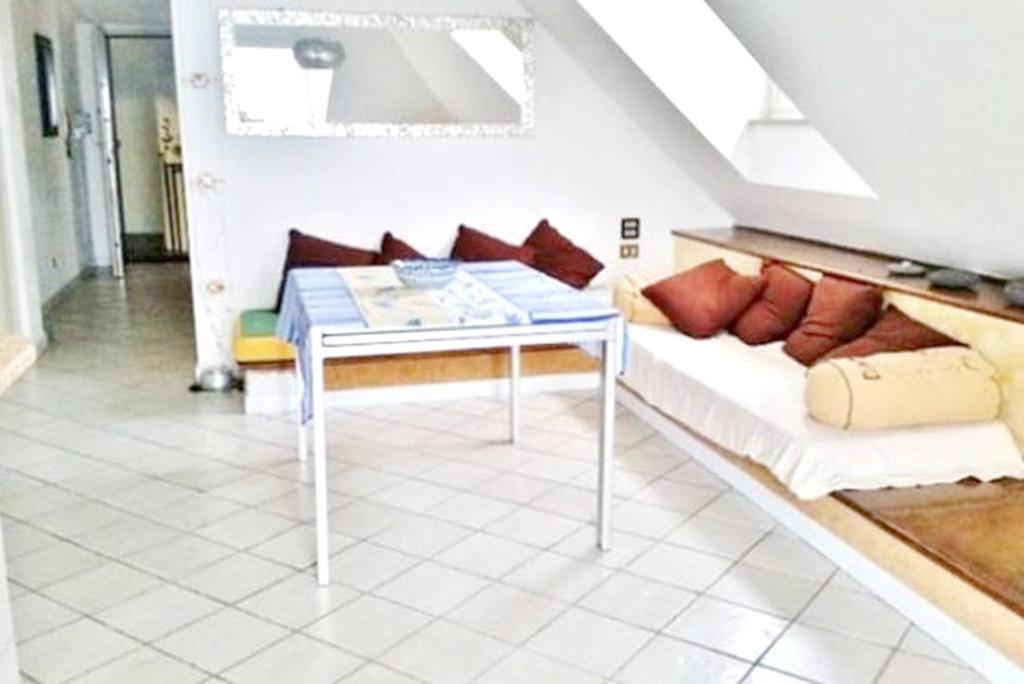 One bedroom appartement at Mascali 10 m away from the beach with sea view furnished terrace and wifi photo 4