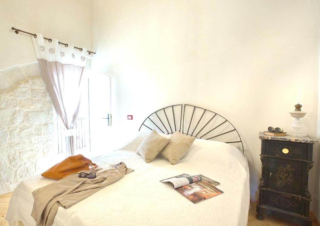 2 bedrooms appartement with furnished terrace and wifi at Pozzallo 2 km away from the beach photo 1