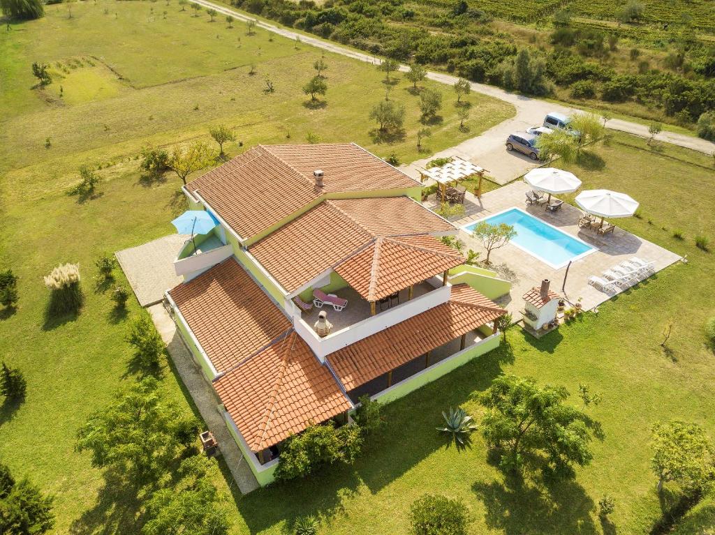 2 bedrooms appartement at Ljubac 300 m away from the beach with sea view shared pool and furnished garden photo 3