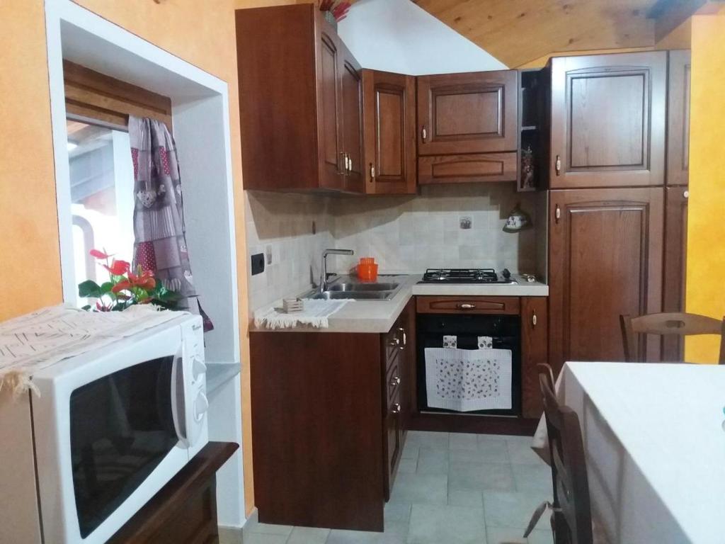 One bedroom appartement with enclosed garden and wifi at Aymavilles 7 km away from the slopes photo 3