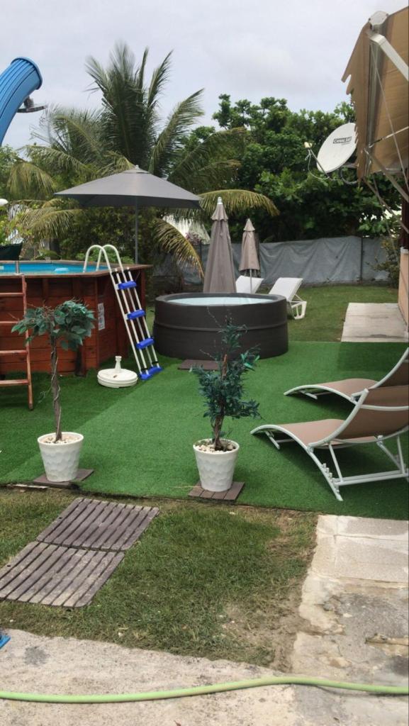 Villa de 3 chambres a Sainte Anne a 500 m de la plage avec piscine privee jacuzzi et jardin clos photo 1