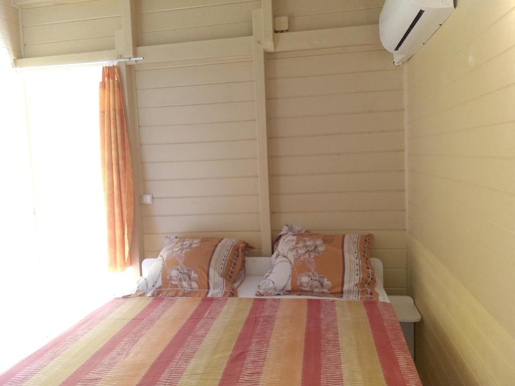 Appartement de 2 chambres a Sainte Rose a 300 m de la plage avec vue sur la mer jardin clos et wifi photo 3