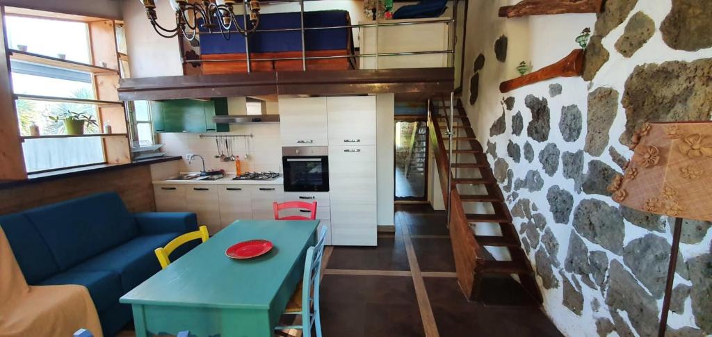 Studio with shared pool and wifi at Aci Bonaccorsi 8 km away from the beach photo 2