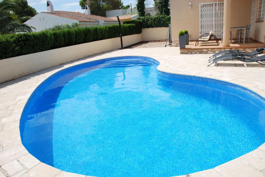 3 bedrooms house at Les Tres Cales 800 m away from the beach with private pool enclosed garden and wifi photo 4