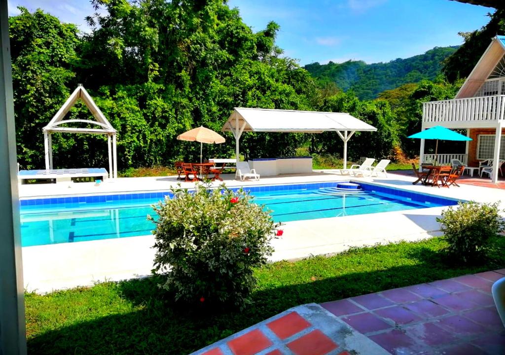 Casa Quinta Campestre Piscina Privada Apulo cerca a Anapoima photo 3