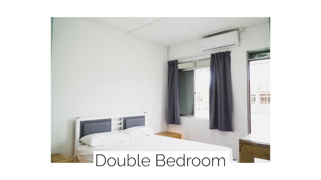 Cozy & Strategic Located Alor Akar Guest House