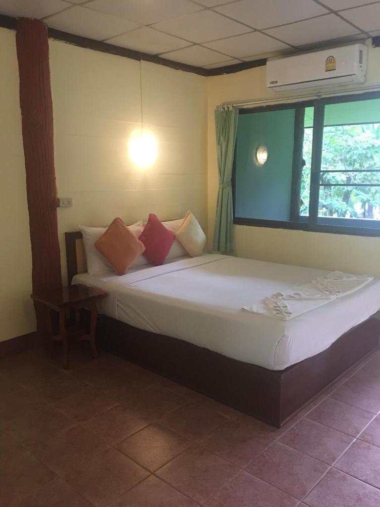 Koh Ngai Resort photo 4