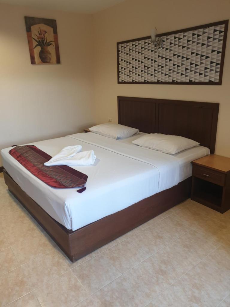 Двухместный (Двухместный номер с 1 кроватью и видом на бассейн), Sunview Place