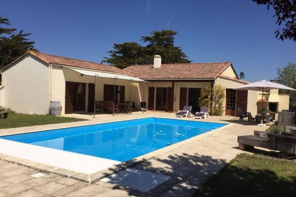 La Villa du Payré, proche mer et piscine chauffée photo 1