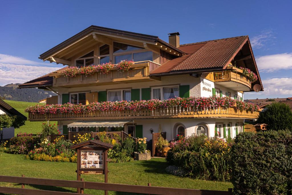 Gästehaus Alpenflora photo 1