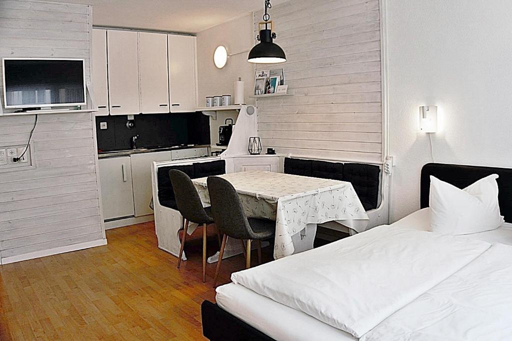 Zentrale gemütliche Wohnung St Moritz - A212
