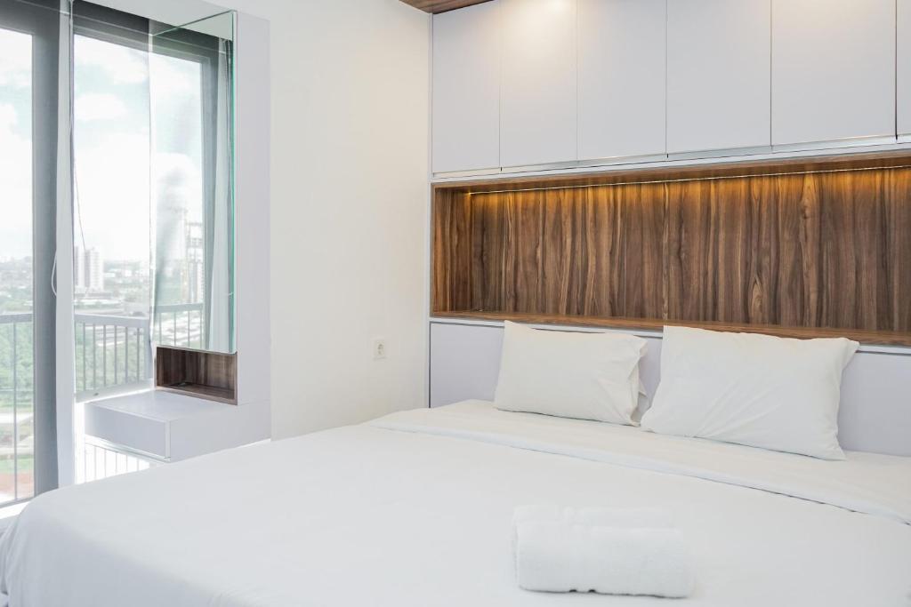 Premium Relaxing 2BR at Casa de Parco Apartment By Travelio, Tangerang