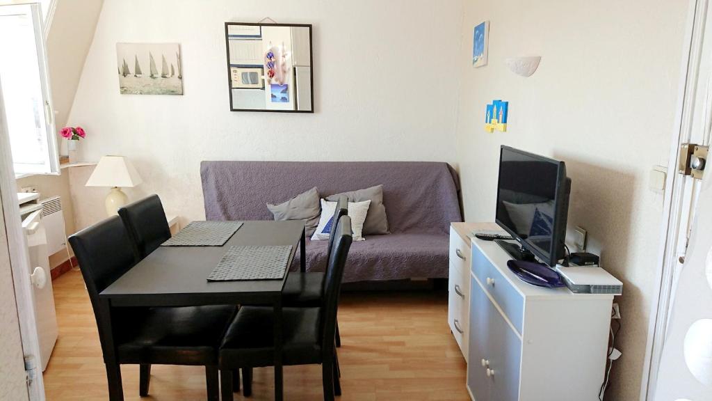 Appartement d'une chambre avec vue sur la ville a Trebeurden a 1 km de la plage photo 1