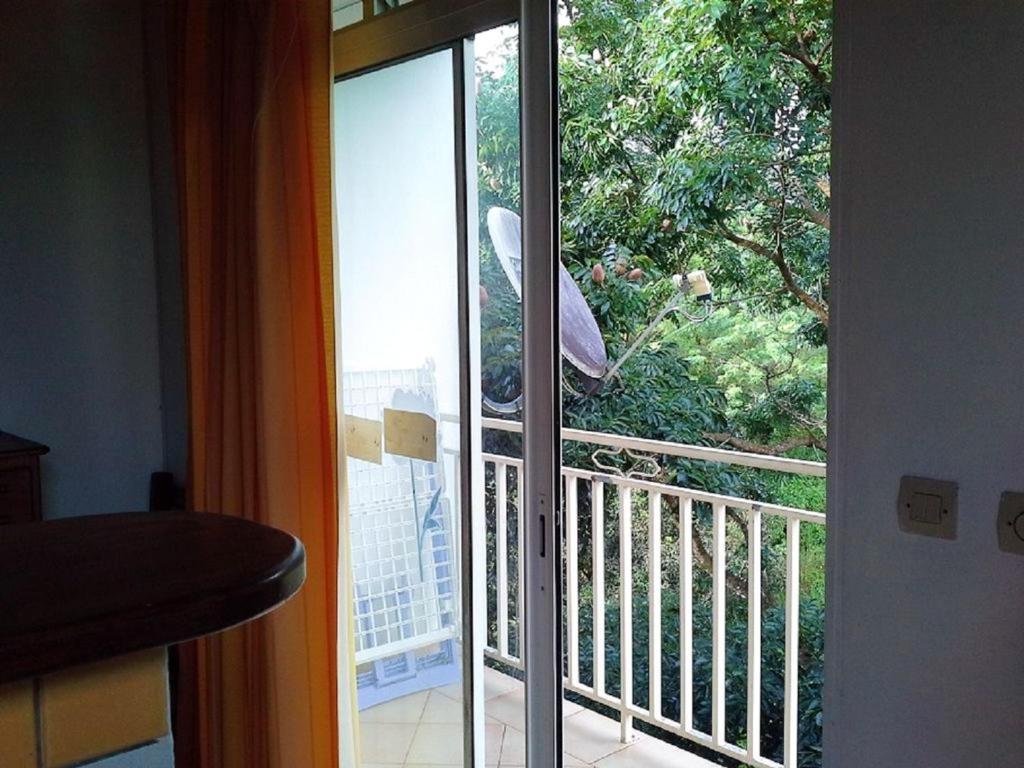 Appartement d'une chambre avec jardin clos et wifi a Le Robert a 2 km de la plage photo 4