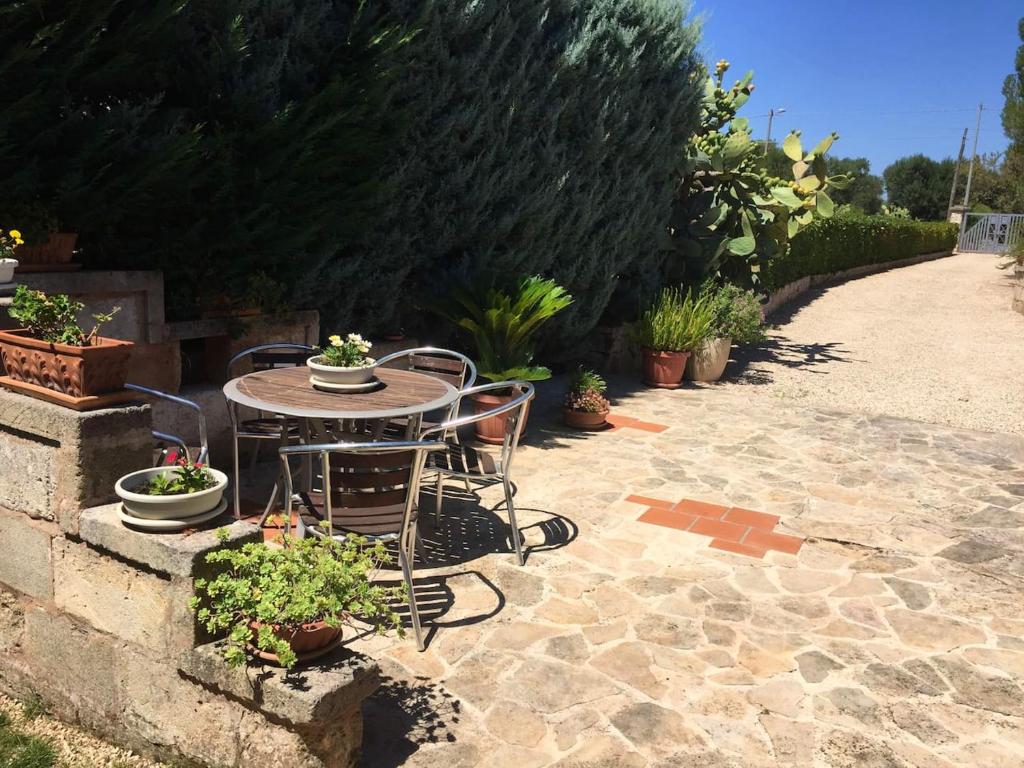 3 bedrooms villa with private pool enclosed garden and wifi at San Vito dei Normanni 9 km away from the beach photo 3