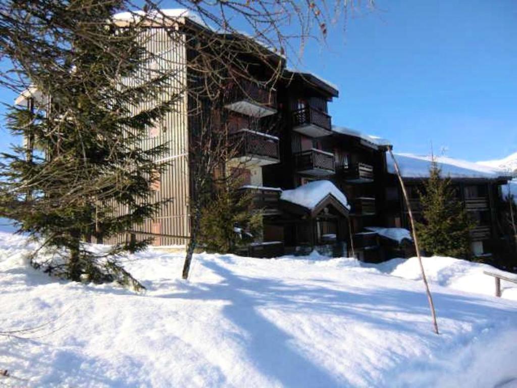Appartement de 2 chambres avec terrasse amenagee a La plagne photo 1