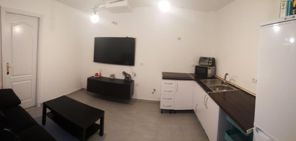 4 bedrooms appartement with private pool furnished terrace and wifi at Casares 5 km away from the beach photo 4