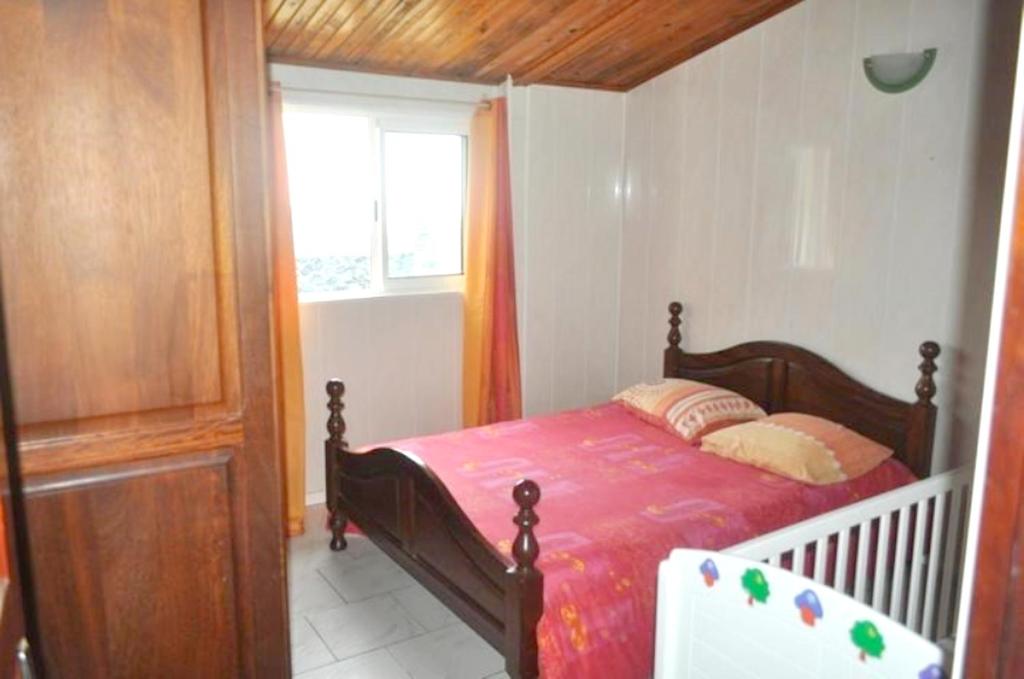 Maison de 3 chambres avec vue sur la mer jardin clos et wifi a La Plaine des Cafres photo 2