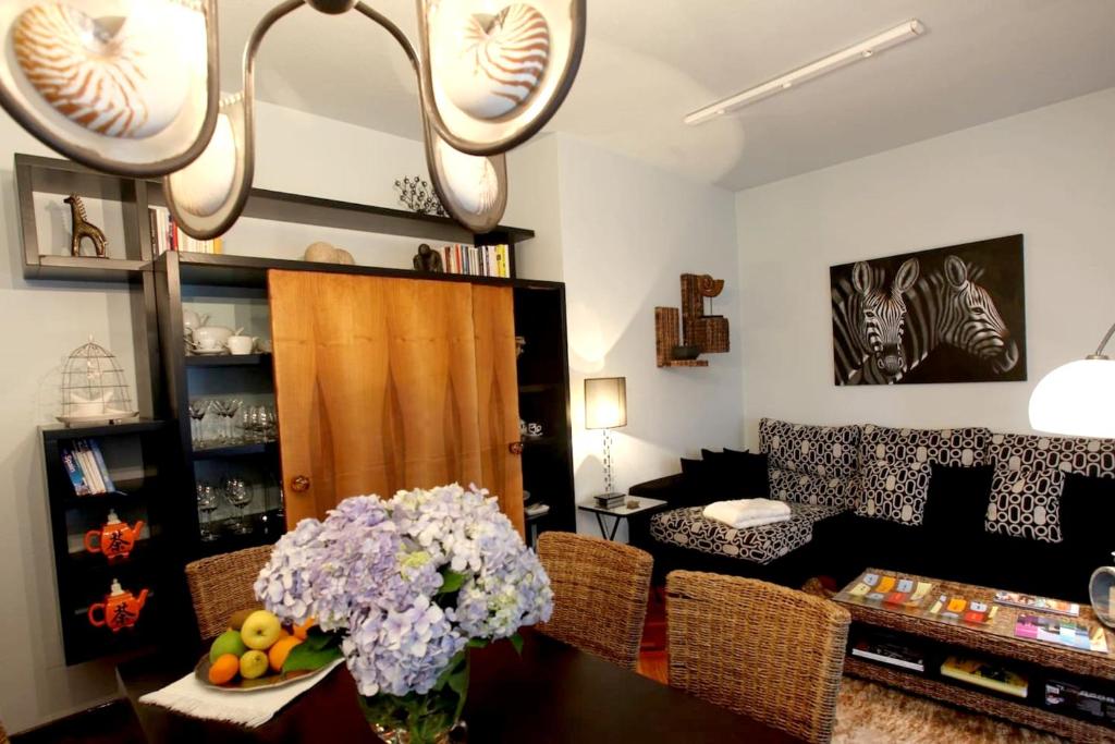 3 bedrooms appartement at Malpica 10 m away from the beach with sea view enclosed garden and wifi photo 1