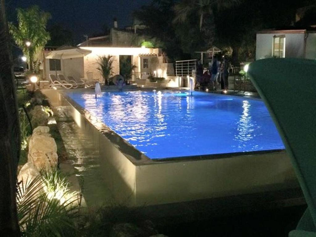 2 bedrooms appartement at Pozzallo 500 m away from the beach with shared pool enclosed garden and wifi photo 2
