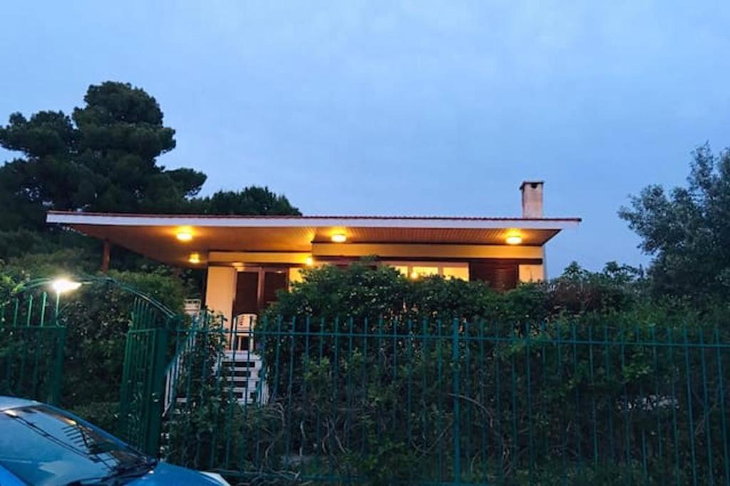 2 bedrooms appartement with enclosed garden and wifi at Dilesi photo 1