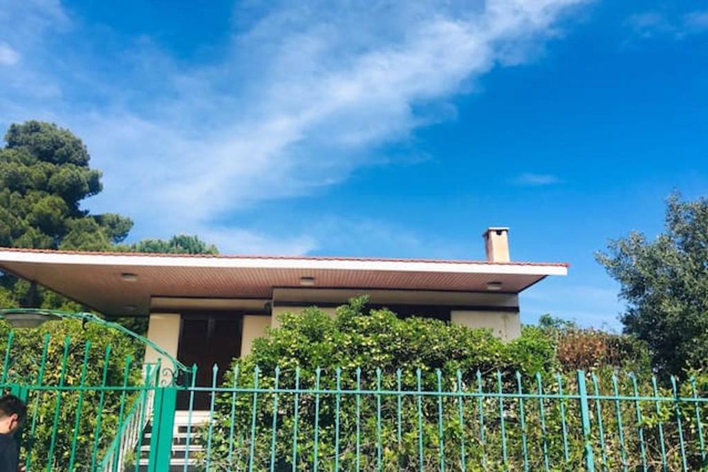 2 bedrooms appartement with enclosed garden and wifi at Dilesi photo 2