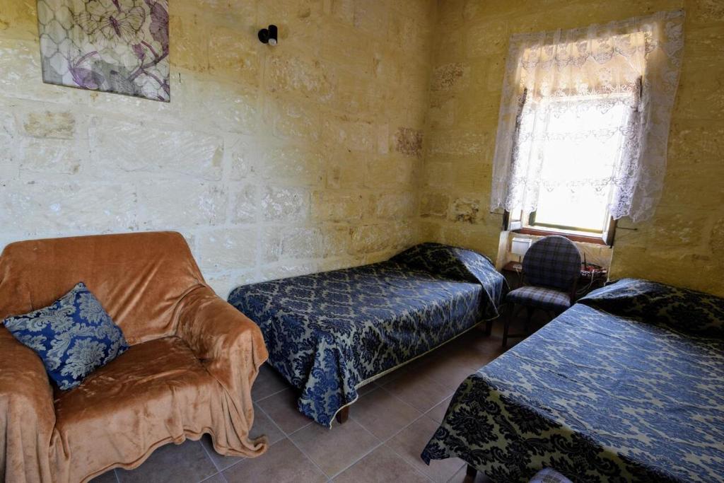 400YR Farmhouse in Xaghra Gozo - Entire Farmhouse photo 4