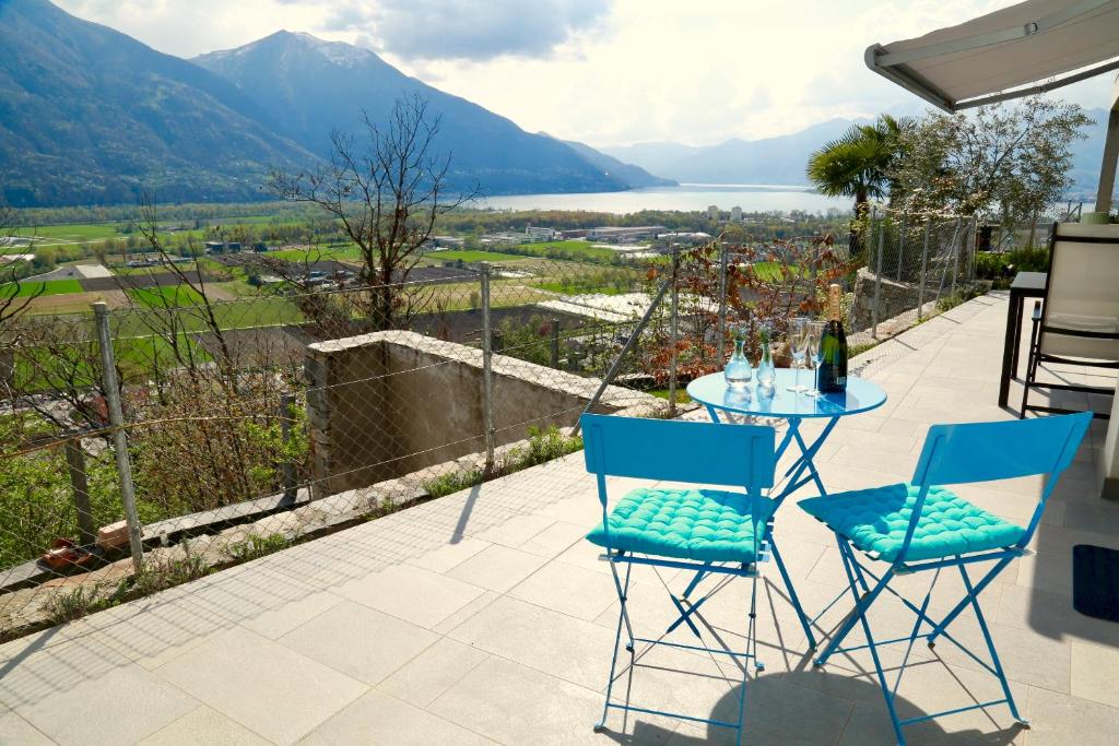 Beautiful lake-View Apartment photo 4