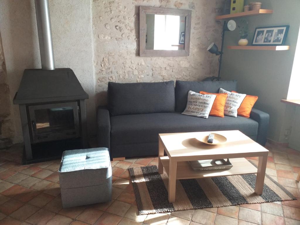 Belle Maison au coeur de Recloses photo 2