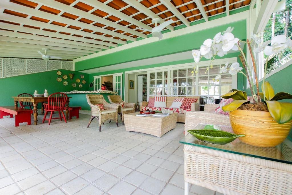 Casa de alto padrão com piscina em Angra dos Reis photo 2
