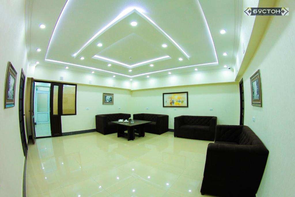 Hostel Buston photo 1