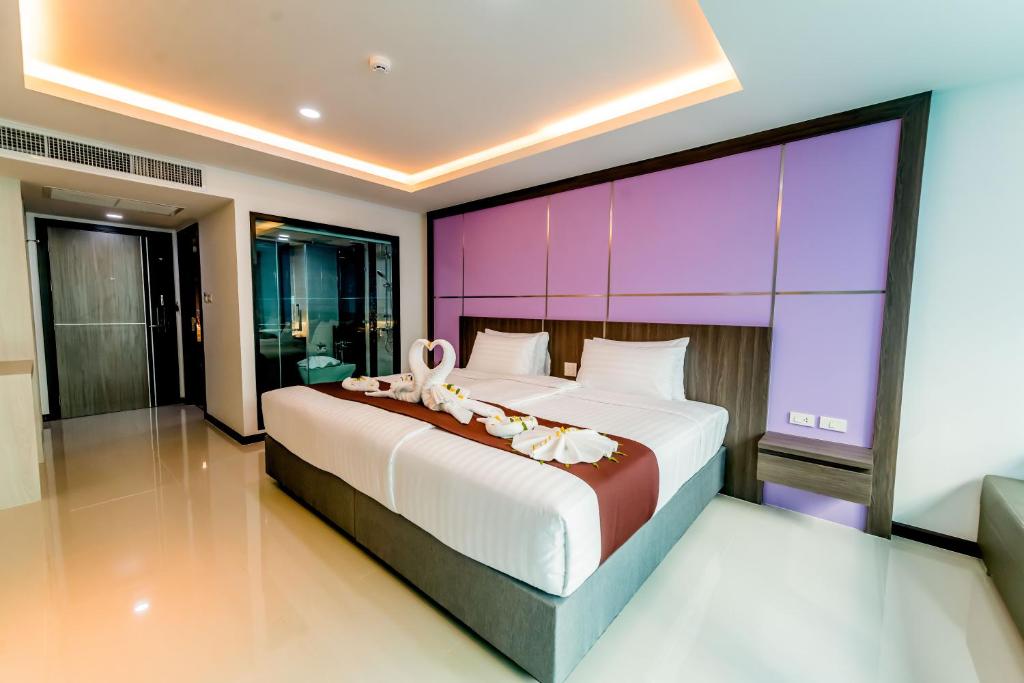 Двухместный (Двухместный номер Делюкс с 2 отдельными кроватями), The Proud Hotel Pattaya