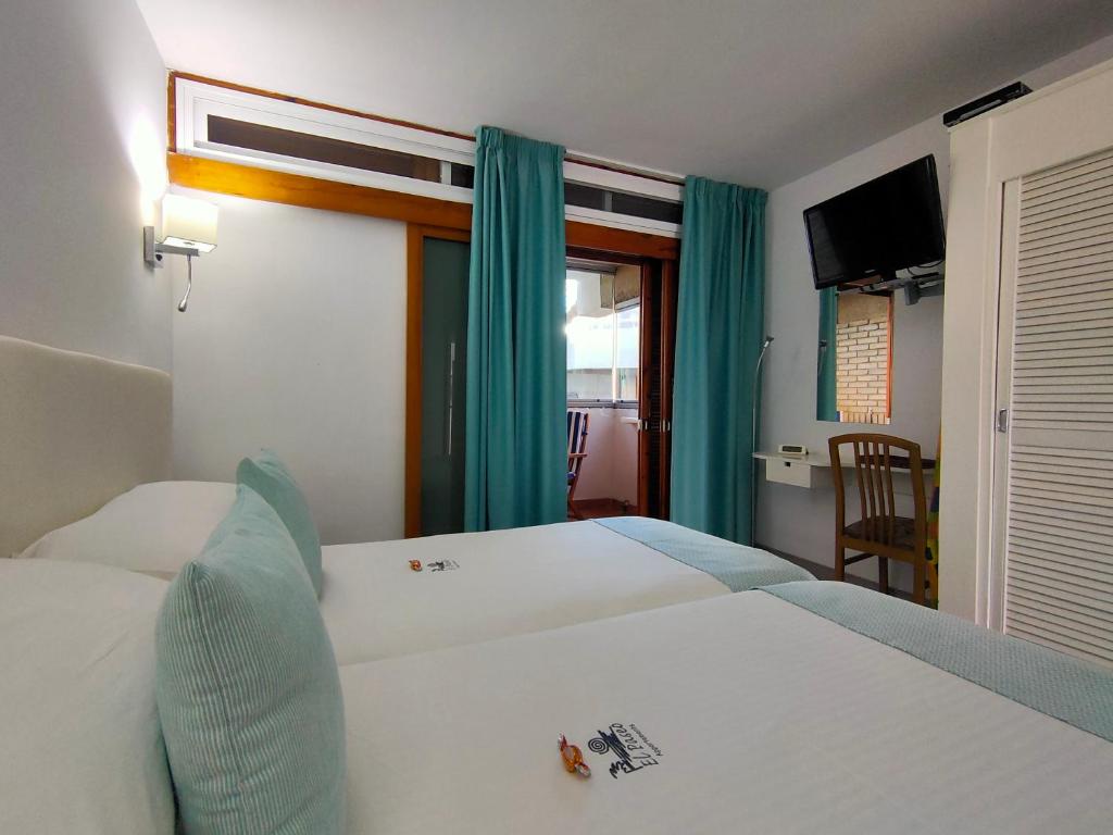 Apartamentos El Paseo photo 1