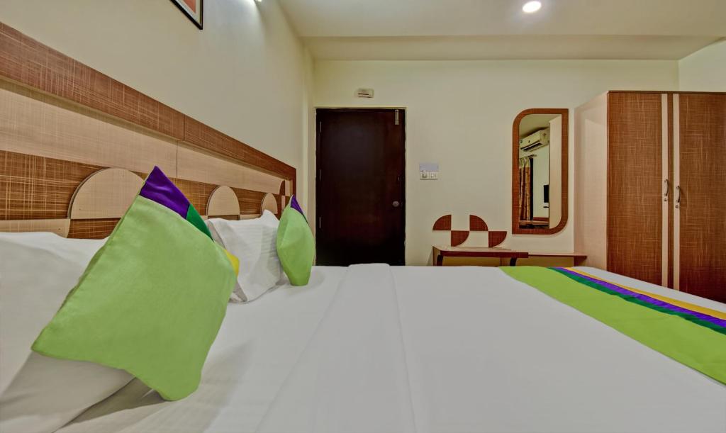 Двухместный ([Sanitized] Double Room), Hotel Raj Elegance - Manayata Tech Park