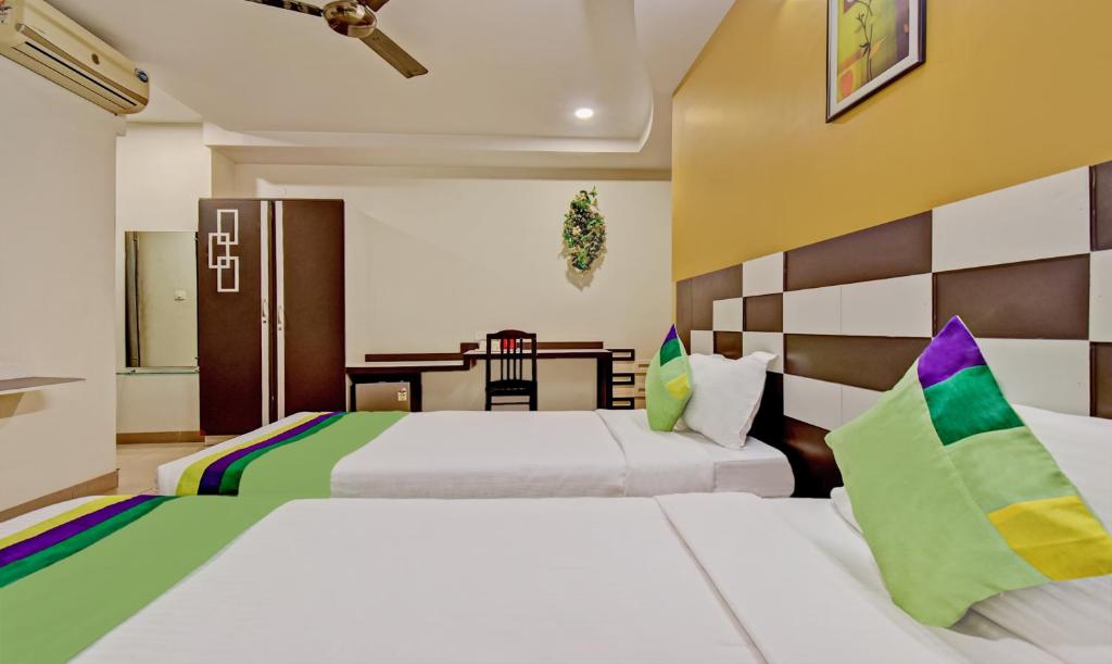 Двухместный ([Sanitized] Standard Double Room), Hotel Raj Elegance - Manayata Tech Park