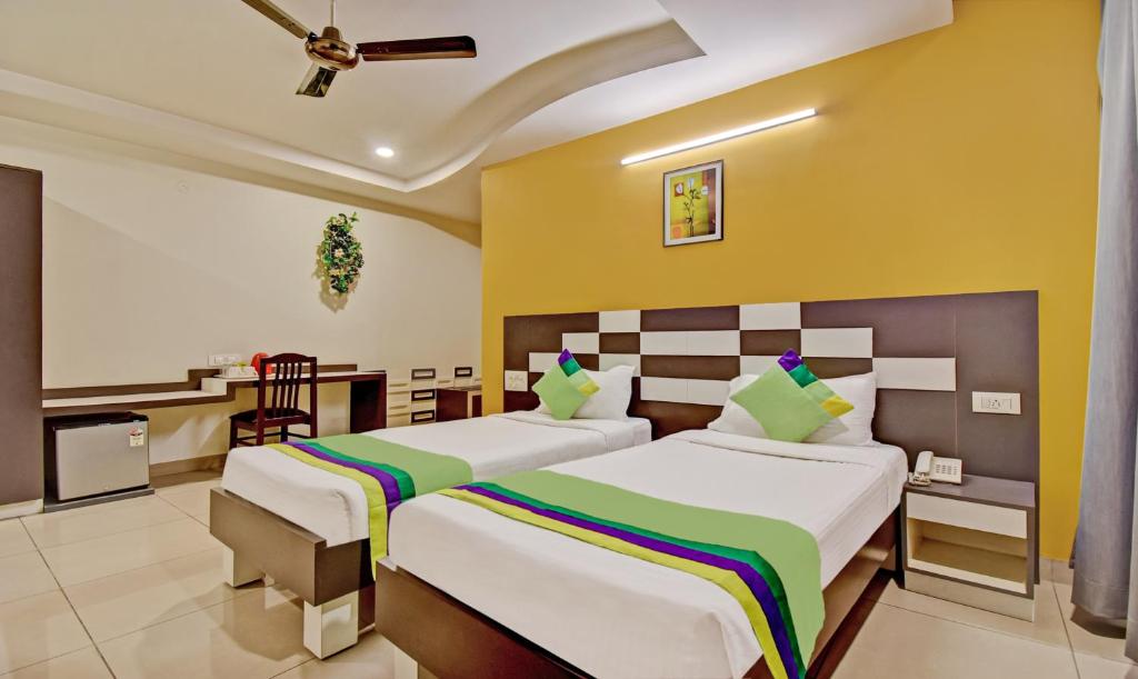 Двухместный ([Sanitized] Standard Double Room), Hotel Raj Elegance - Manayata Tech Park